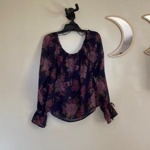 Aéropostale navy blue floral blouse